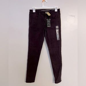 Size 6 maroon jegging